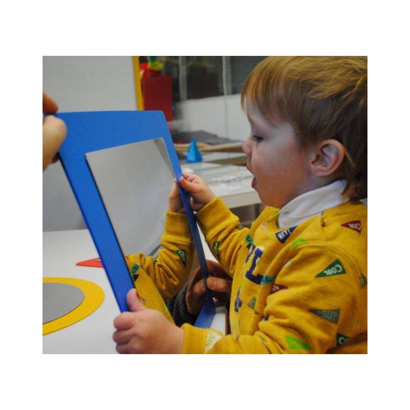 ESPEJO CON BASE FOAM- 2 AÑOS EN CEI PEZQUEÑITOS